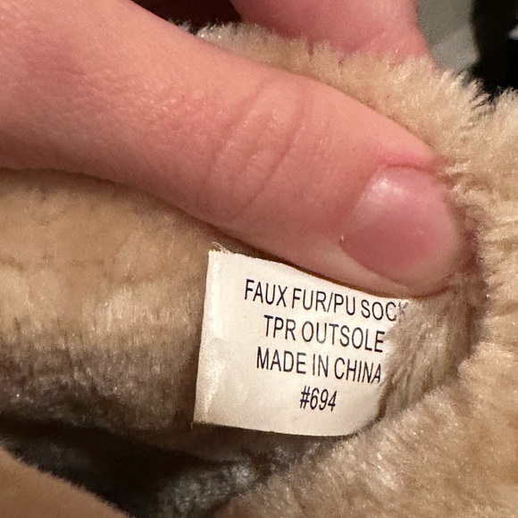 Madden Girl "Crystal" Winter Boots SIZE 6.5 - Picture 7 of 10